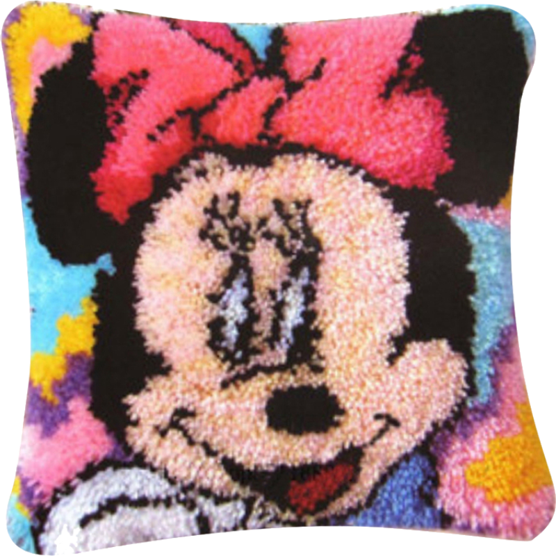 <tc>Minnie Mouse P-102</tc>